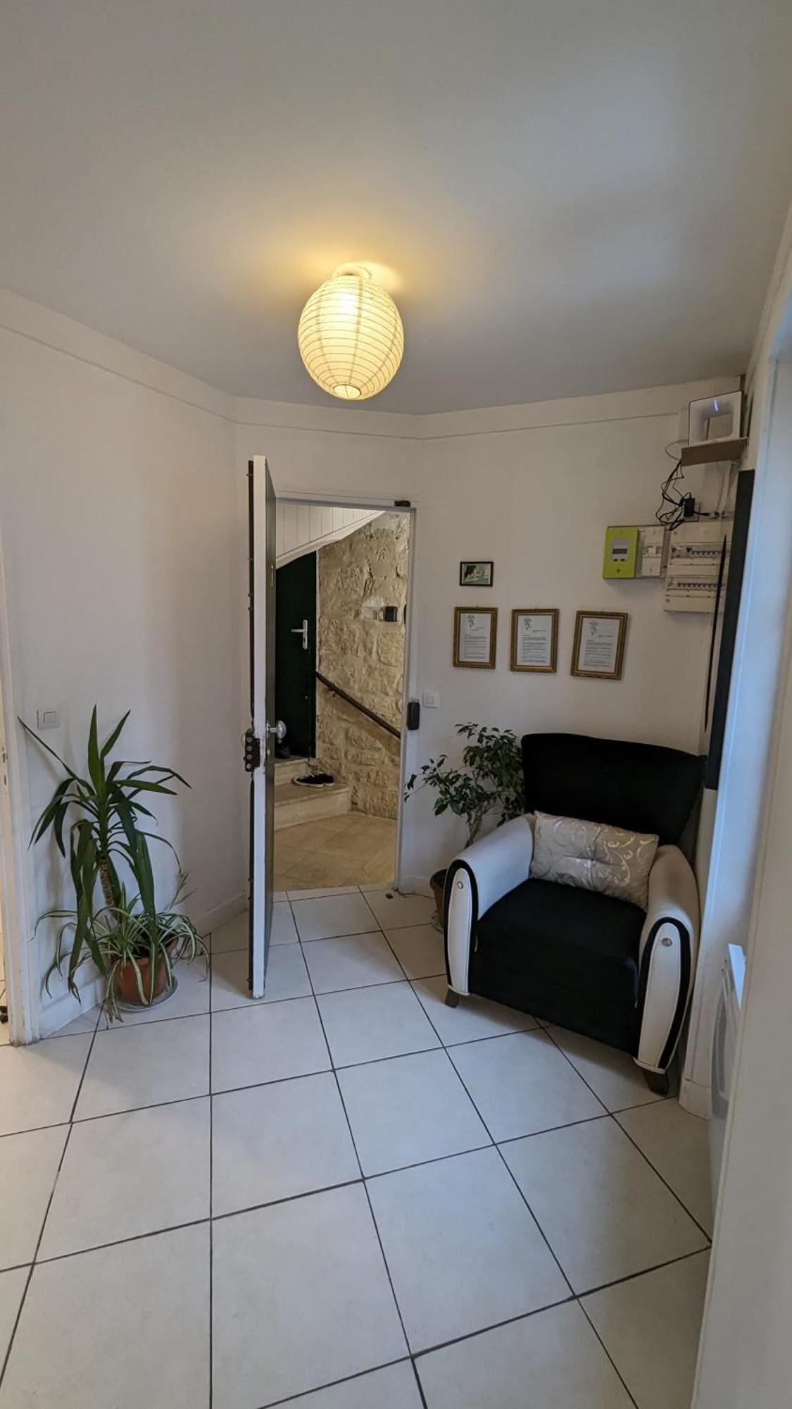 Chez Ma Petite Reine 1 Apartment Pontoise Bagian luar foto