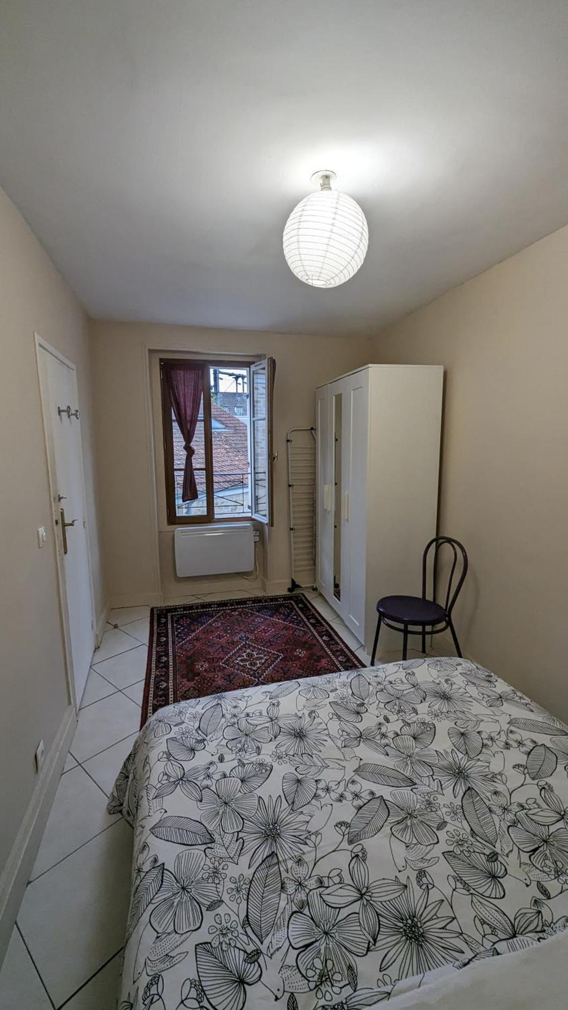 Chez Ma Petite Reine 1 Apartment Pontoise Bagian luar foto